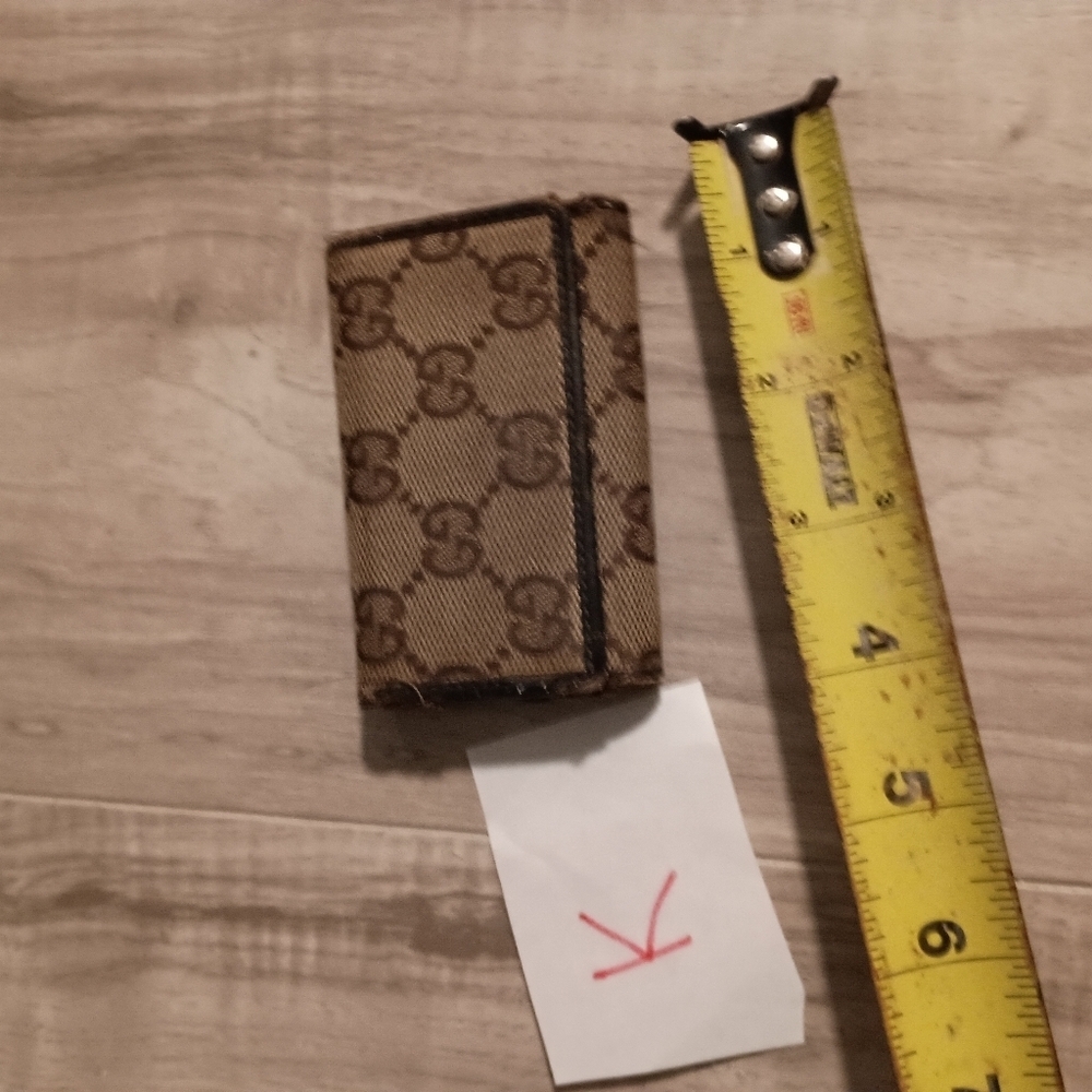 Authentic Gucci Made in Italy Brown Leather Canvas GG Print Key & Card Holder - Picture 6 of 7